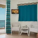 Ξενοδοχείο με διαμερίσματα Maistrali 3*