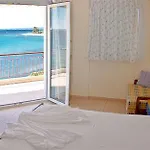 Ξενοδοχείο με διαμερίσματα Maistrali