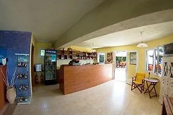 麦斯特拉里海滩一室公寓酒店 公寓式酒店 3*