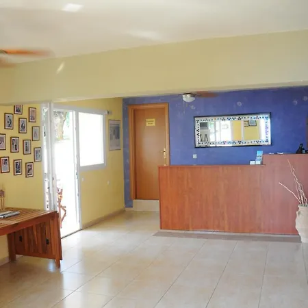 Maistrali Aparthotel 2*