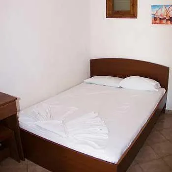 Apartmanhotel Maistrali Jerakiní