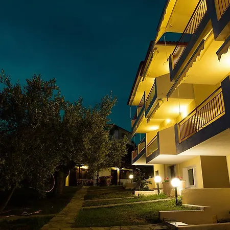 Maistrali Apartmanhotel 3*